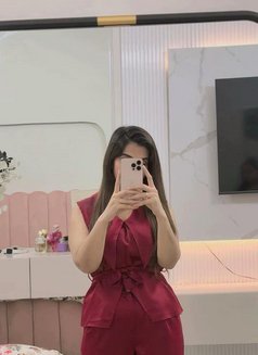 Mannat New Model in JVC - escort in Dubai Photo 8 of 8