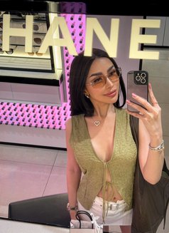 Manners, Morals, Intellegence & Class - escort in Hong Kong Photo 24 of 30