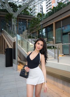 Manners, Morals, Intellegence & Class - escort in Hong Kong Photo 28 of 30