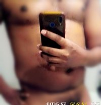 Bull for females & Cuckold couples - Acompañantes masculino in New Delhi