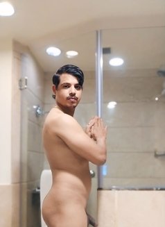 MANNU ESCORT FOR COUPLES N BOYS - Acompañantes masculino in Kolkata Photo 14 of 19