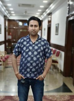 Mannu - Acompañantes masculino in New Delhi Photo 6 of 6