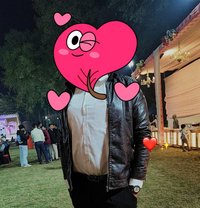 Mannu - Male escort in Raipur