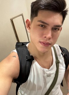 MANofCLASSZ - Acompañantes masculino in Kuala Lumpur Photo 6 of 11