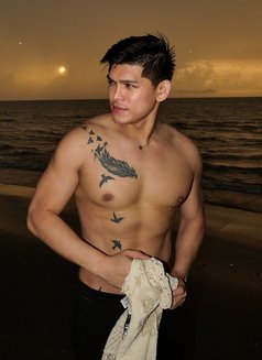 MANofCLASSZ - Acompañantes masculino in Kuala Lumpur Photo 9 of 11