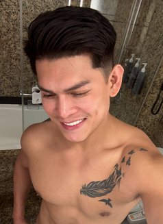 MANofCLASSZ - Acompañantes masculino in Kuala Lumpur Photo 11 of 11