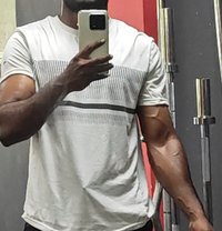 Manoj Kumar - Acompañantes masculino in Bangalore