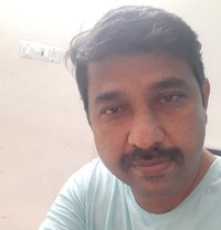 Manoj Kumar - Acompañantes masculino in Kottayam
