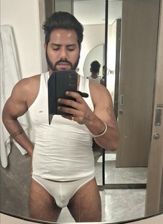 MANPREET CHOPRA - Male escort in Kolkata Photo 12 of 16
