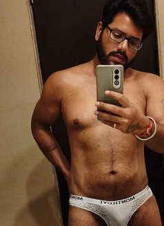Manpreetchopra - Acompañantes masculino in Kolkata Photo 9 of 13