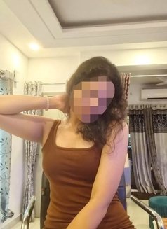 Manshi Cam Show and Real Meet - escort in Kochi Photo 2 of 2