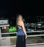 Sanjana - puta in Shanghai Photo 1 of 2