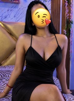 Mansi Cam & Meet - escort in New Delhi Photo 4 of 9