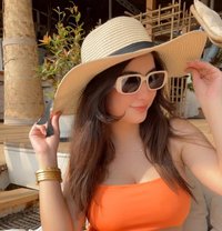 Mansi - escort in Dubai