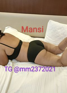Mansi - puta in Pune Photo 6 of 9