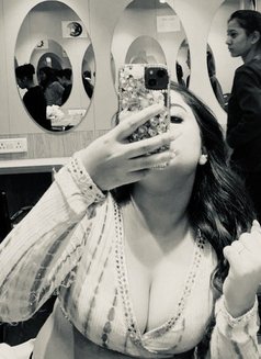 Mansi Kaur ( Webcam Sex & Real Meet ) - adult performer in New Delhi Photo 5 of 5