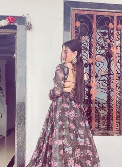 Mansi Patel - escort in Surat Photo 10 of 10