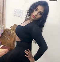 Curvy and Curly milf is here to date... - Acompañantes transexual in Chennai