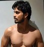 Manu - Acompañantes masculino in Bangalore Photo 1 of 4