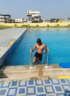 Manu - Male escort in Bangalore Photo 3 of 8