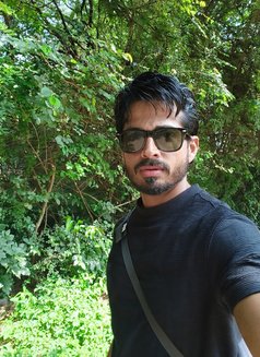 Manu - Male escort in Bangalore Photo 4 of 8