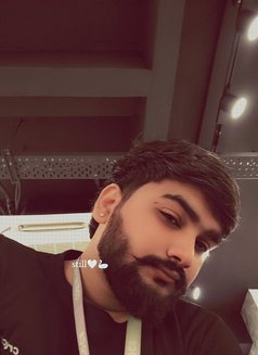 Manu - Male escort in New Delhi Photo 1 of 1