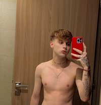 Emmanuel - Male escort in Dubai