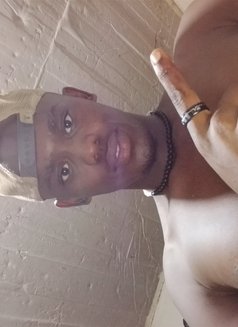 Manuel - Male escort in Nairobi Photo 2 of 6