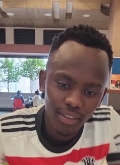 Manuel - Male escort in Nairobi Photo 3 of 6