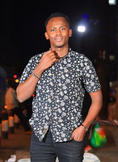 Manuel - Male escort in Nairobi Photo 2 of 3