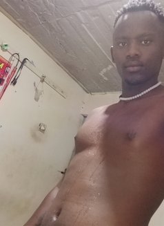 Manuel - Male escort in Nairobi Photo 3 of 4