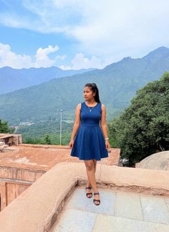 Manvi Cam & Meet Indep. Girl, Escort, ❣️ - escort in Hyderabad Photo 1 of 2
