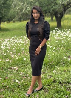 Manvi Cam & Meet Indep. Girl, Escort, ❣️ - escort in Hyderabad Photo 2 of 2