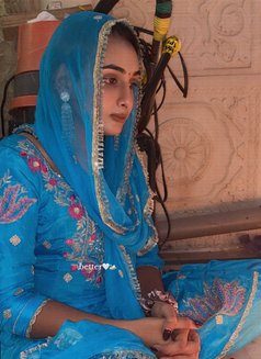 Manvi - Acompañantes transexual in Chandigarh Photo 9 of 10