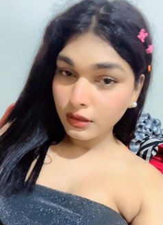 Manya Mishra - Acompañantes transexual in New Delhi Photo 8 of 10
