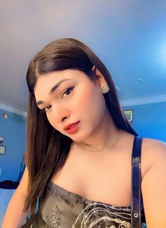 Manya Mishra - Acompañantes transexual in New Delhi Photo 6 of 10
