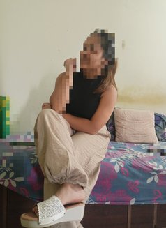 Manya Roy - escort in Bangalore Photo 3 of 5