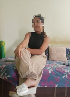 Manya Roy - escort in Bangalore Photo 5 of 5