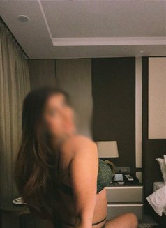 Manya X Real meet - escort in New Delhi Photo 2 of 8