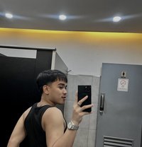 Mark Elton - Male escort in Manila