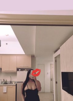 Mara - escort in Makati City Photo 3 of 8