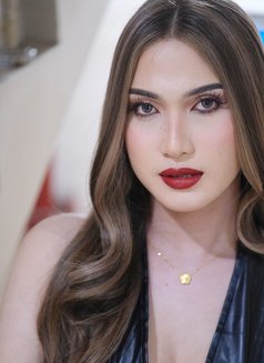 Mara - Transsexual escort in Manila Photo 9 of 9