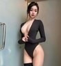 Sexy Asian hottie Danna - puta in Singapore Photo 6 of 6