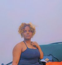 Mara - Intérprete de adultos in Bangkok