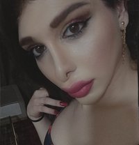 Maram Shemale - Transsexual escort in Beirut Photo 5 of 9