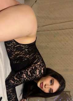 Maram Shemale - Transsexual escort in Beirut Photo 1 of 9