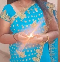 Marathi Housewife Bhabhi Anti and Mature - escort in Pune