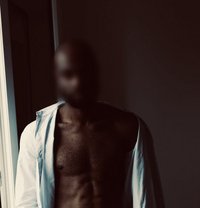 Marc Anthony - Male escort in Paris
