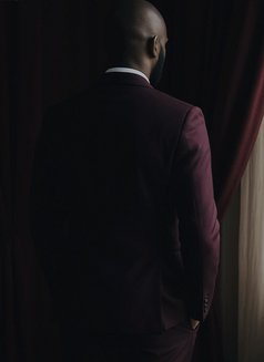 Marc Anthony - Male escort in Paris Photo 5 of 5