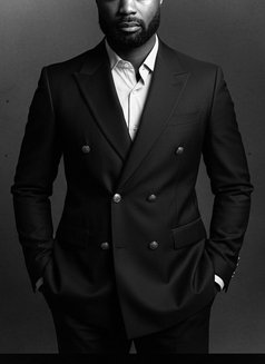 Marc Anthony - Acompañantes masculino in Paris Photo 6 of 6